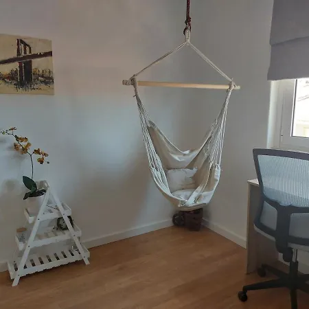 Newly Renovated With Free Street Parking *