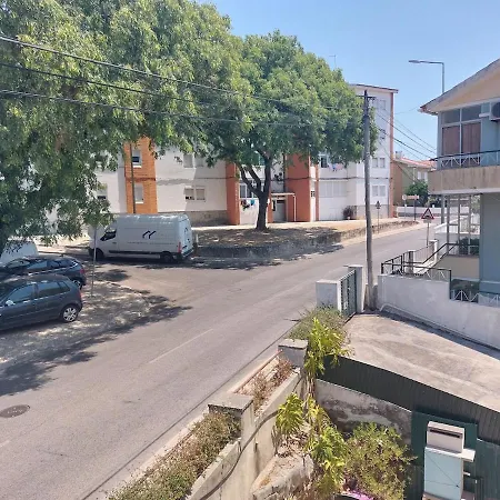 Apartmán Newly Renovated With Free Street Parking Cascais