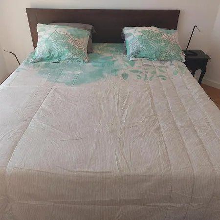 Apartmán Newly Renovated With Free Street Parking