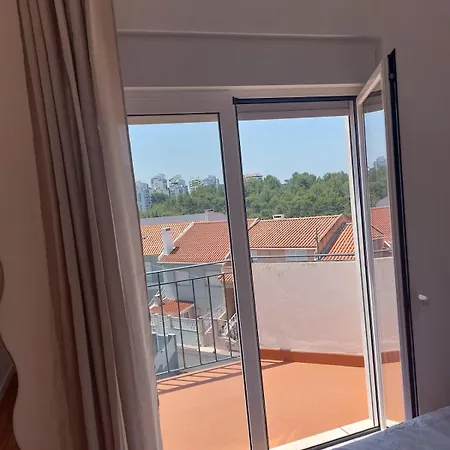 Lejlighed Newly Renovated With Free Street Parking Cascais