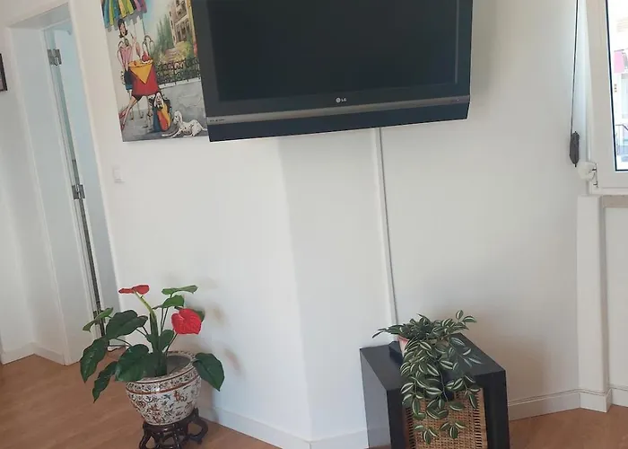 Apartmán Newly Renovated With Free Street Parking *